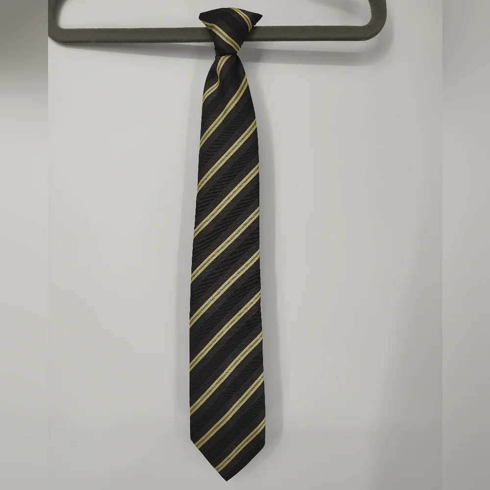 Izod Boys Grays and Yellow Striped Clip On Tie Size Large